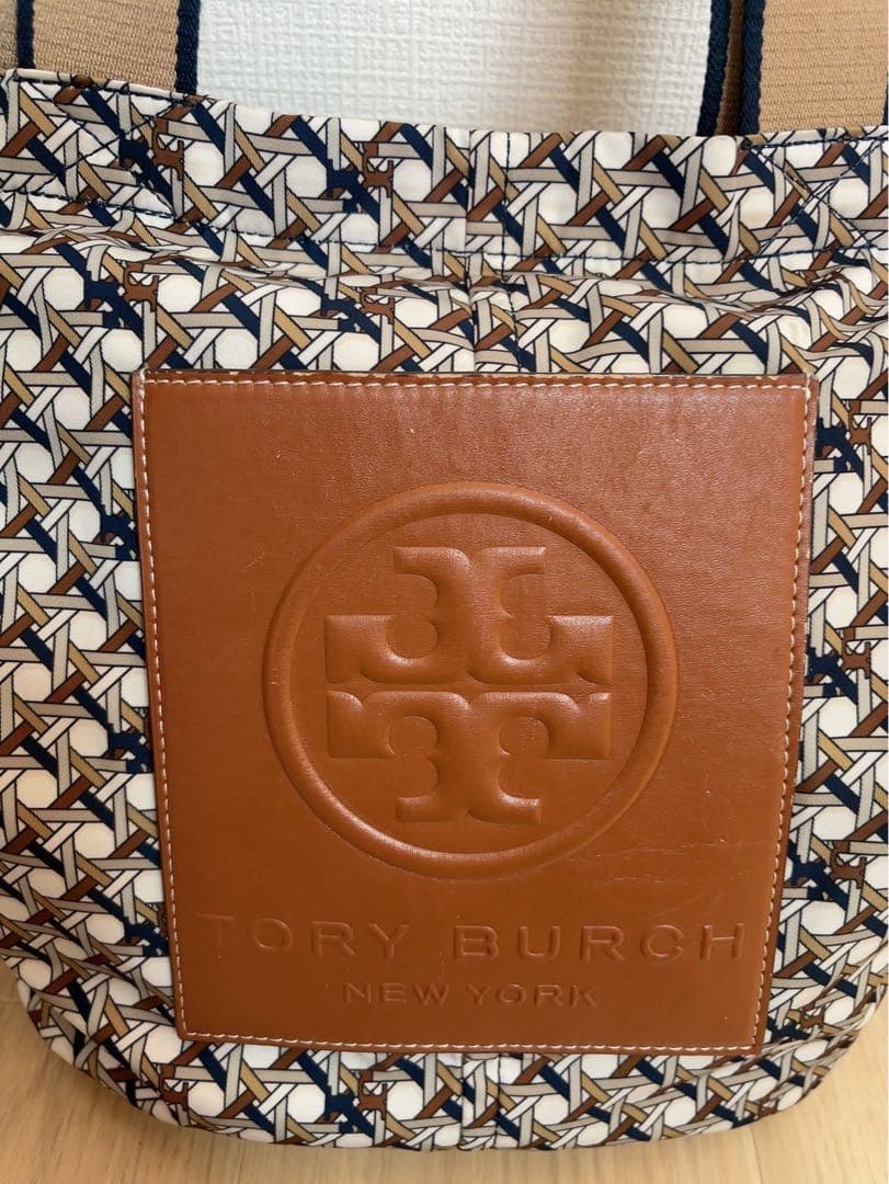 美品トリーバーチ グレイシー トートバッグ 幾何学模様 総柄 A4収納可