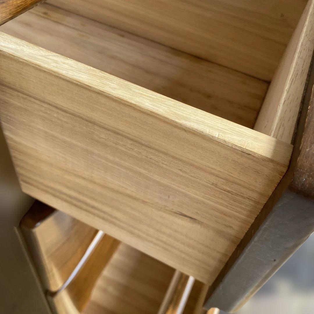 木製ブラウンチェスト 8引き出し　7段　S K