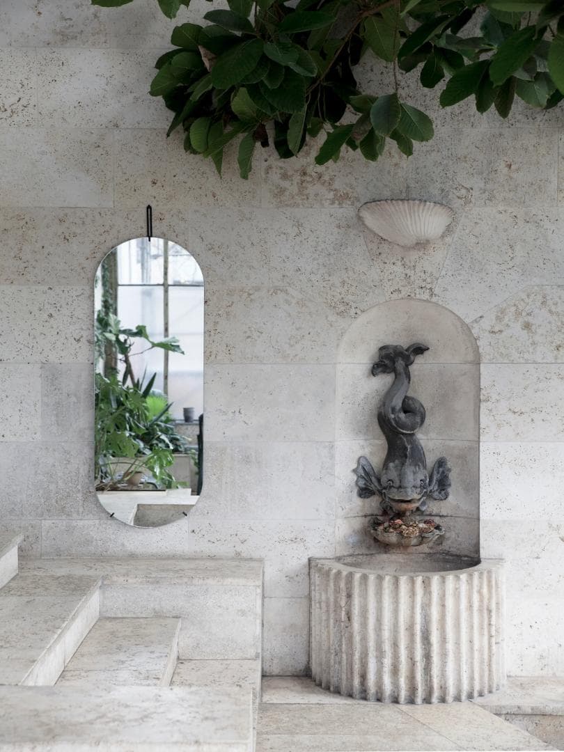 MOEBE　トールウォールミラー　黒