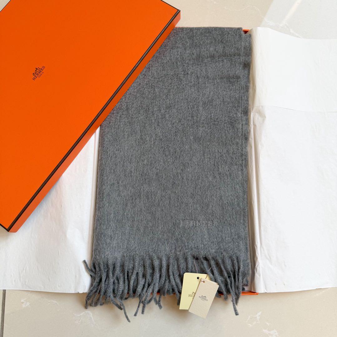 【新品未使用】HERMES グレー カシミヤ　マフラー　ストール