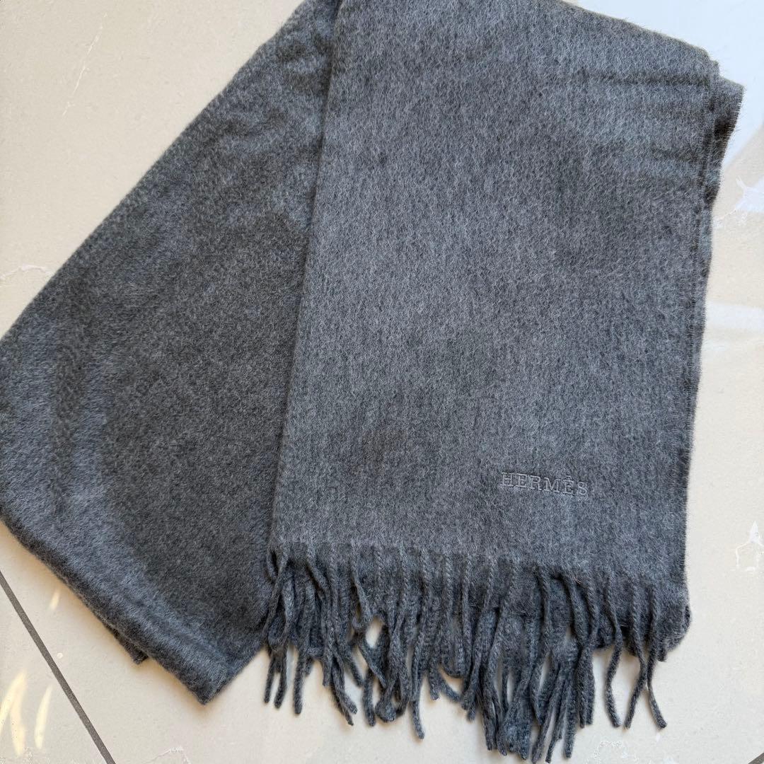 【新品未使用】HERMES グレー カシミヤ　マフラー　ストール