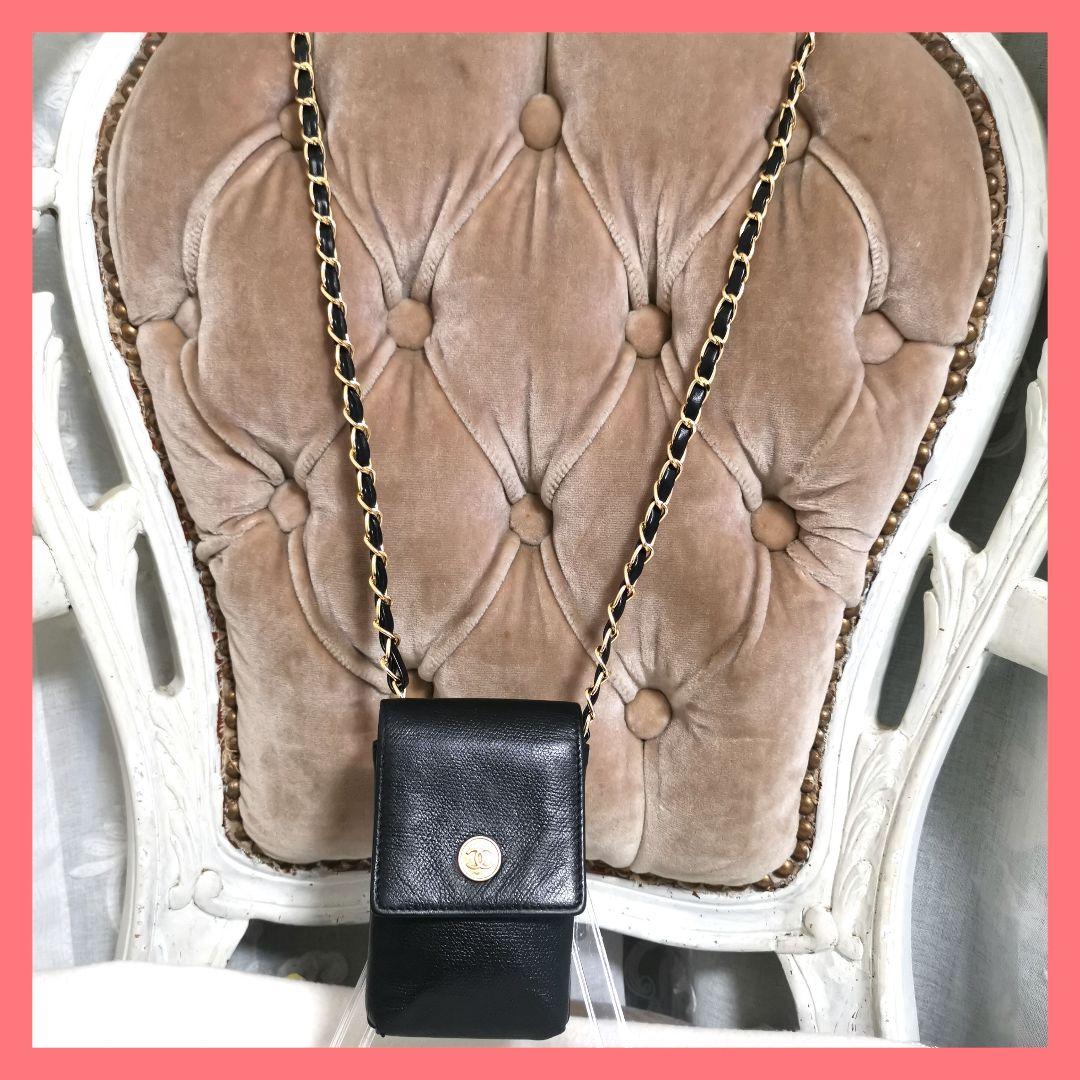 【美品】シャネルCHANEL ポーチ 新品ショルダープレゼント鑑定済