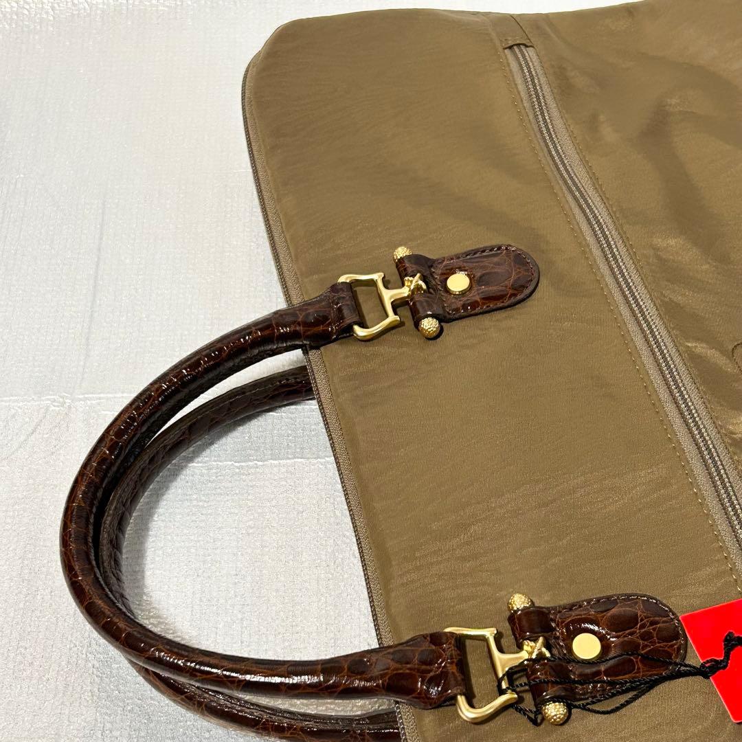 美品 バレンシアガ ナイロン クロコダイル型押しレザー ガーメントバッグ