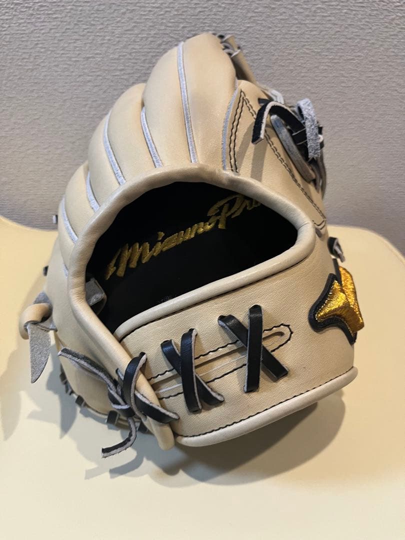 【ほぼ新品】ミズノプロ 硬式グローブ 内野手用