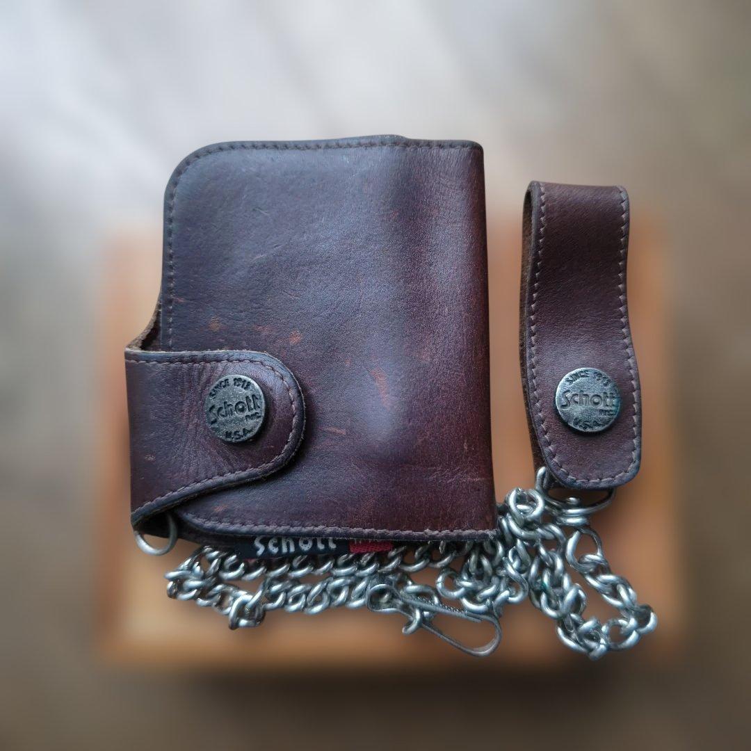 〈Schott〉ウォレットチェーン付き、 二つ折り財布 ダークブラウン