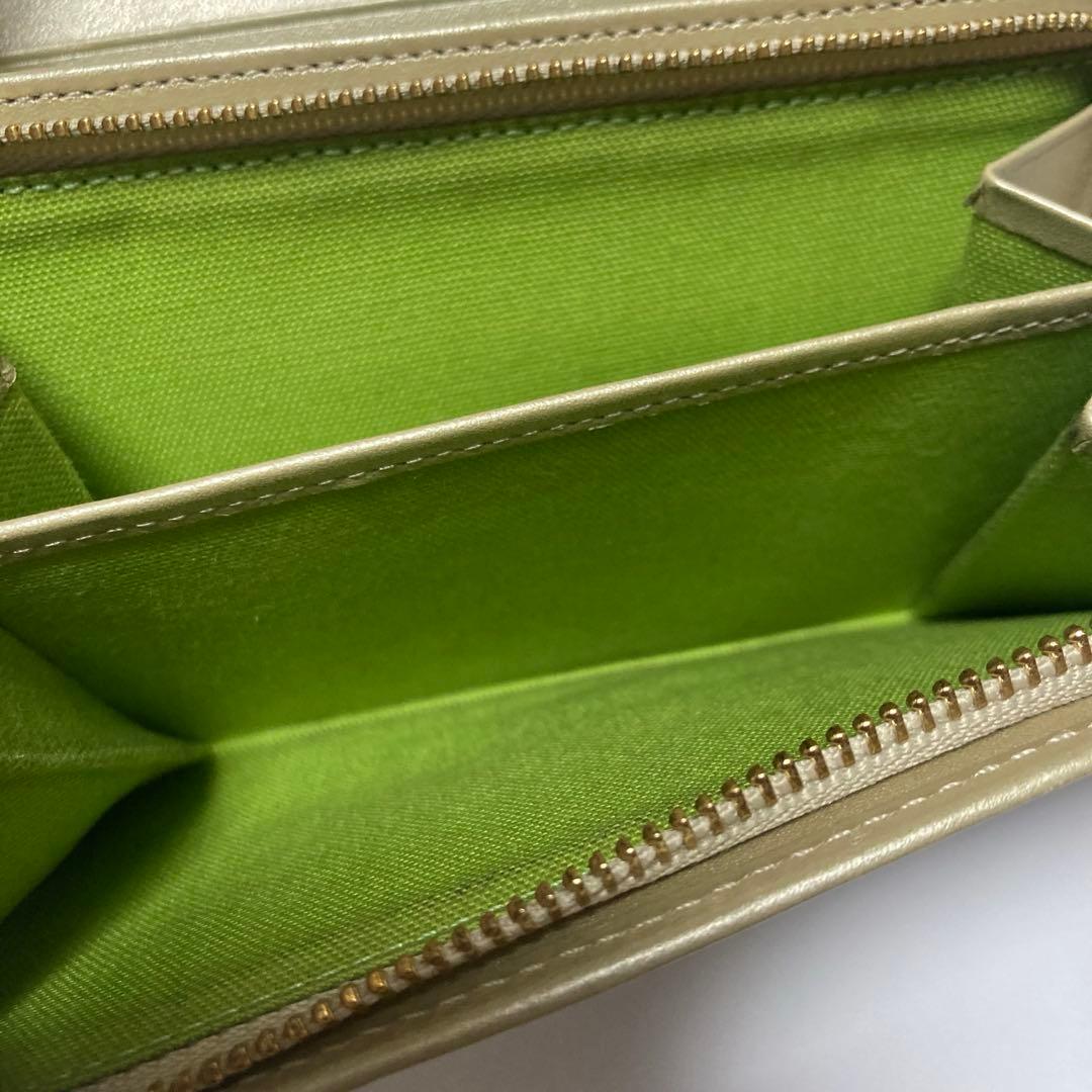 希少✦ヴィヴィアンウエストウッド 二つ折り財布 カエル FROGS ゴールド