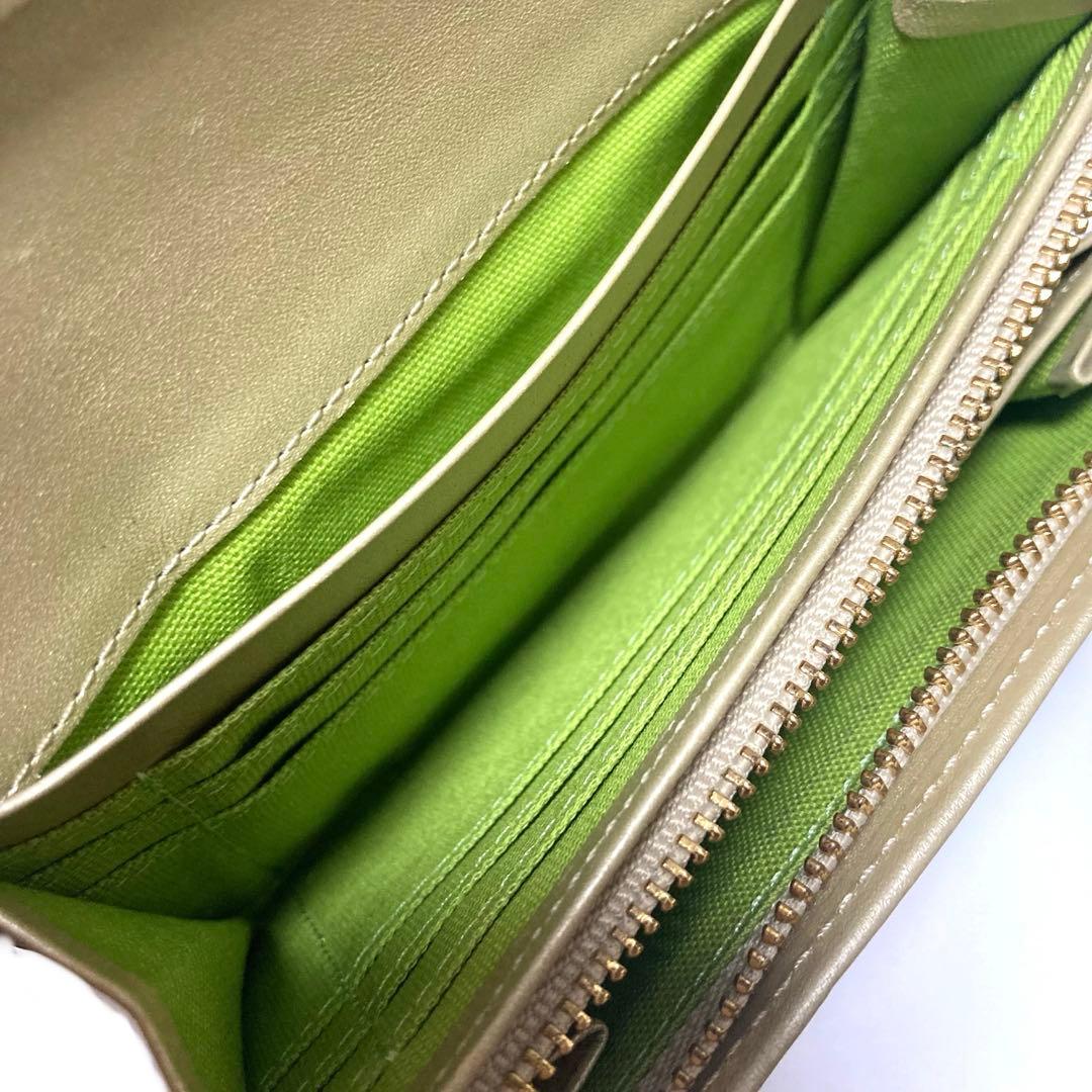 希少✦ヴィヴィアンウエストウッド 二つ折り財布 カエル FROGS ゴールド