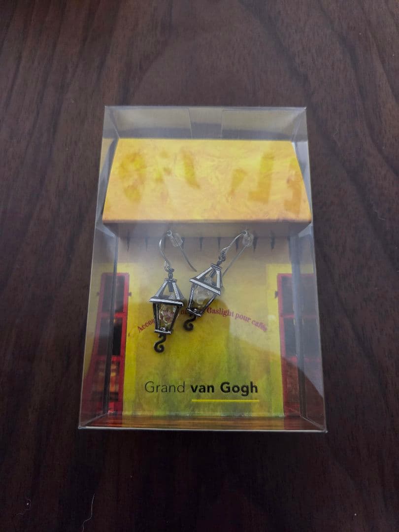 【大ゴッホ展】夜のカフェテラス　ガス灯イヤアクセサリー
