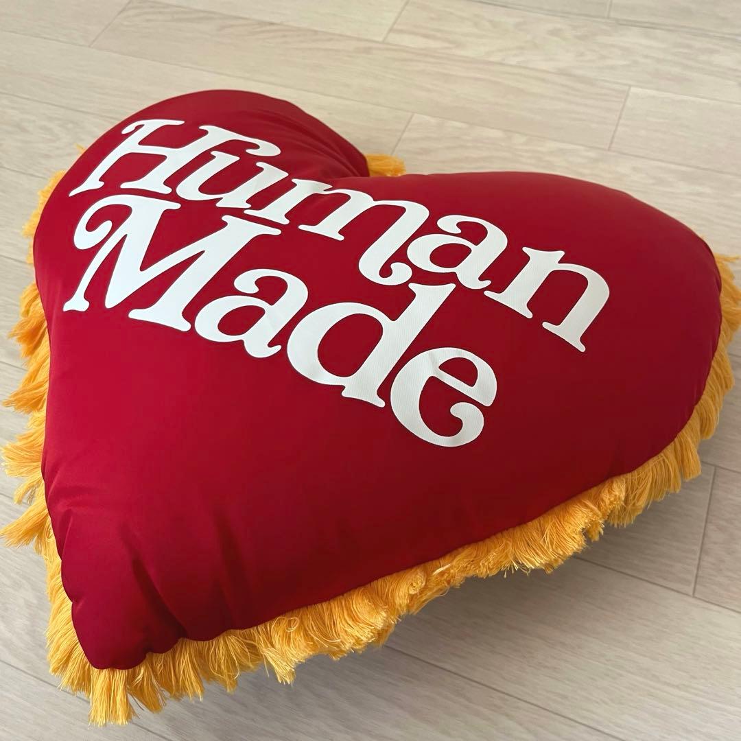 【極美品】 ヒューマンメイド×ガールズドントクライ コラボ ハート型 クッション