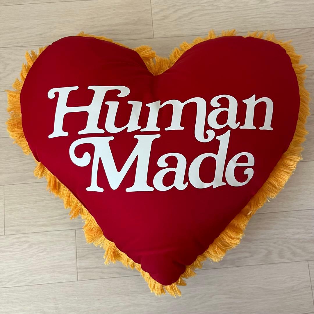 【極美品】 ヒューマンメイド×ガールズドントクライ コラボ ハート型 クッション