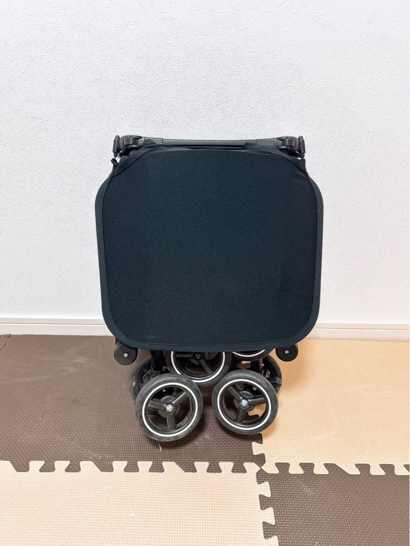 超軽量コンパクト　サイベックス　ポキット　gb 折りたたみ式ベビーカー