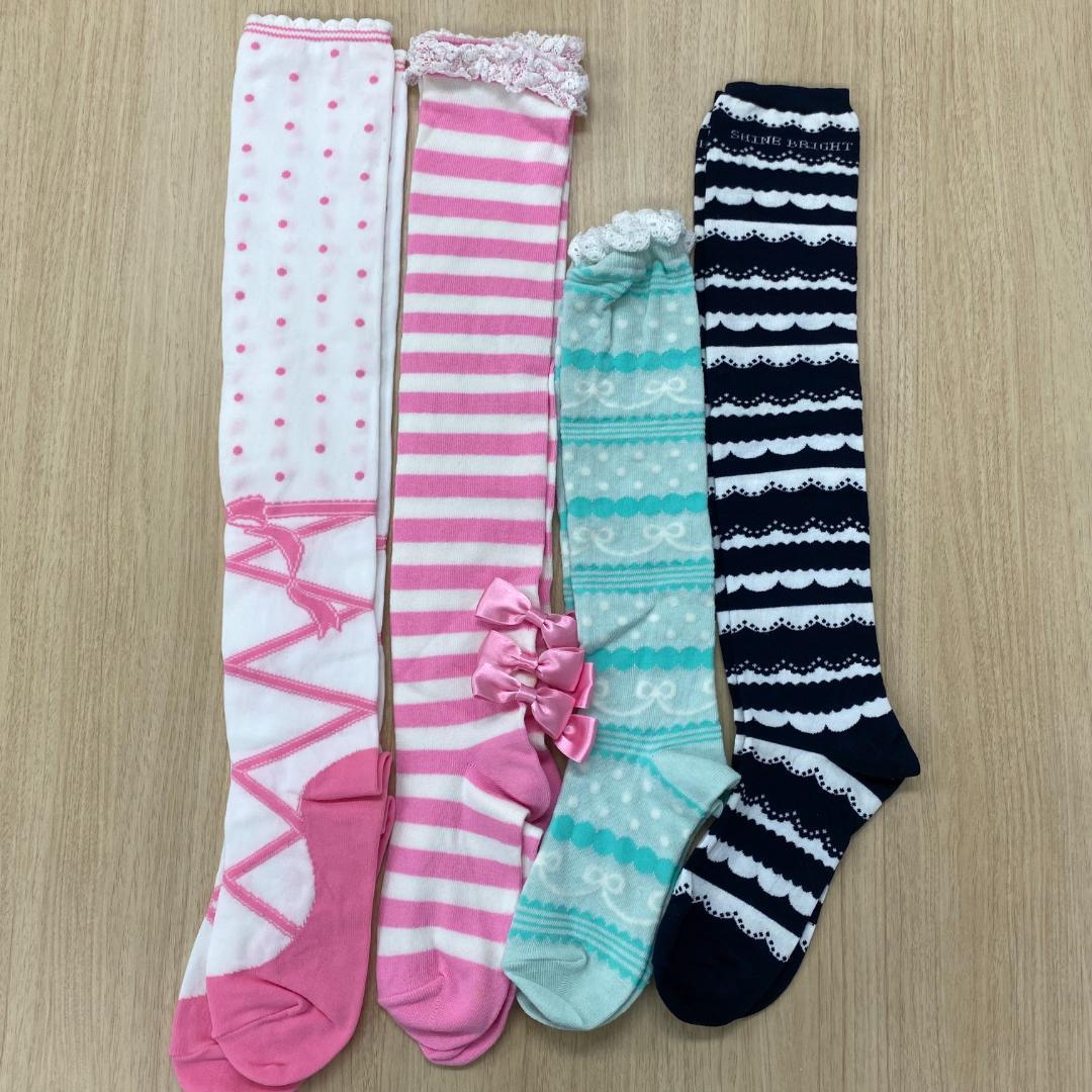 【m−00457】ボーダー　レース柄　オーバーニー　ソックス　4足セット