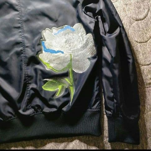 入手困難 限定モデル DIESEL フライトジャケット MA-1 アウター 紺色