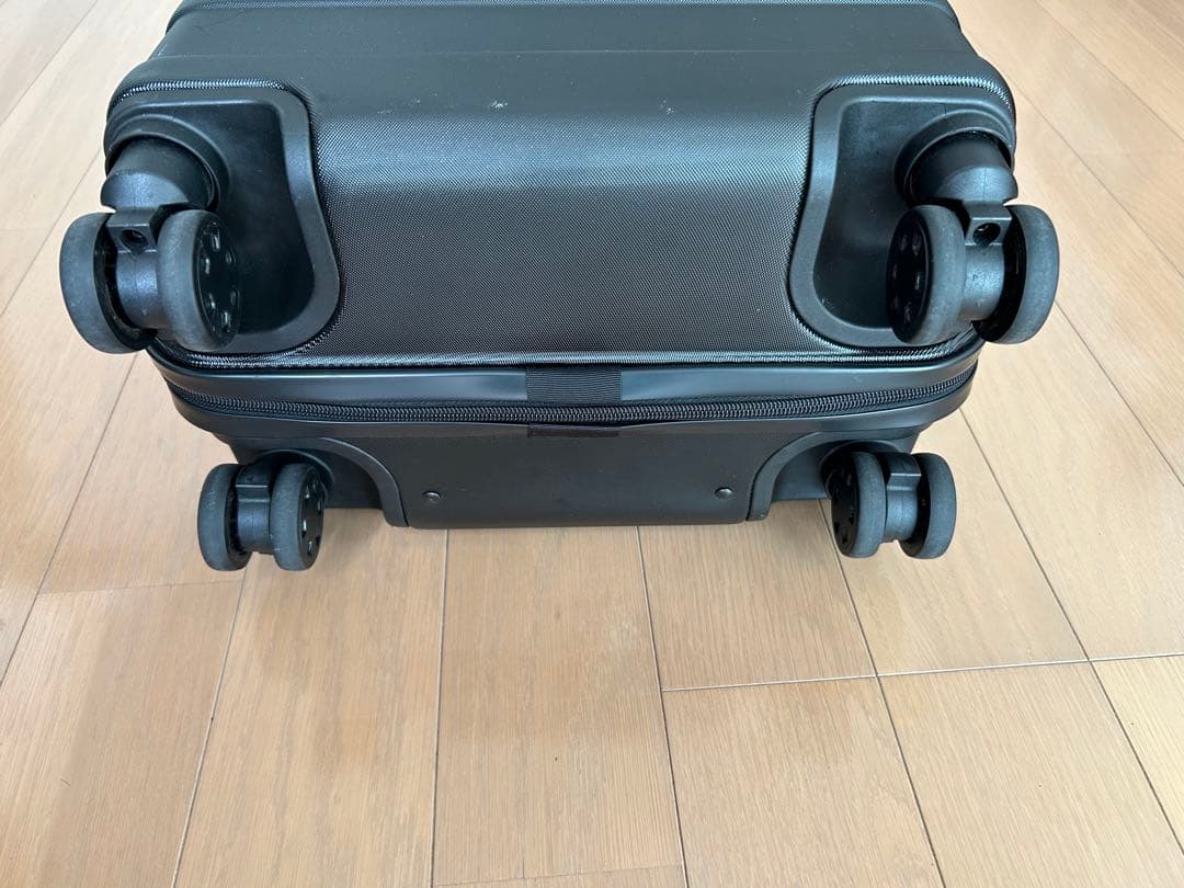 ハードキャリーケース ブラック 36L 54×37×24 cm