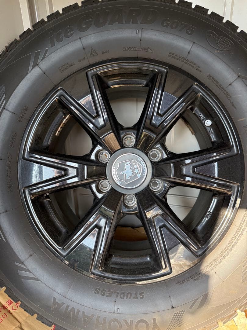 大幅値下げ♪150プラド　スタッドレスタイヤホイール