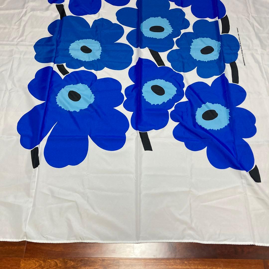 マリメッコ　シャワーカーテン　ウニッコ