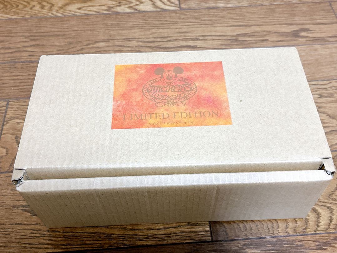 ディズニーグッズ　ミッキー ボトルシップフィギュア 限定版シリアルナンバー253