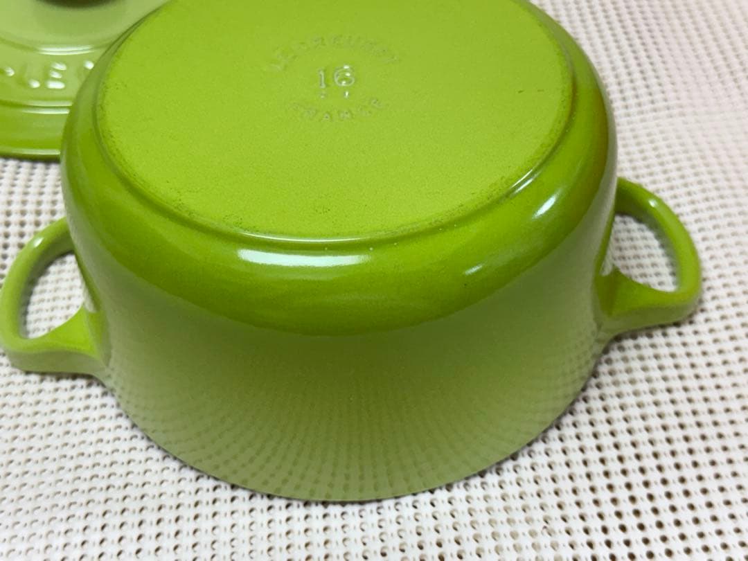 ル・クルーゼ　ココット　16cm フルーツグリーン 両手鍋