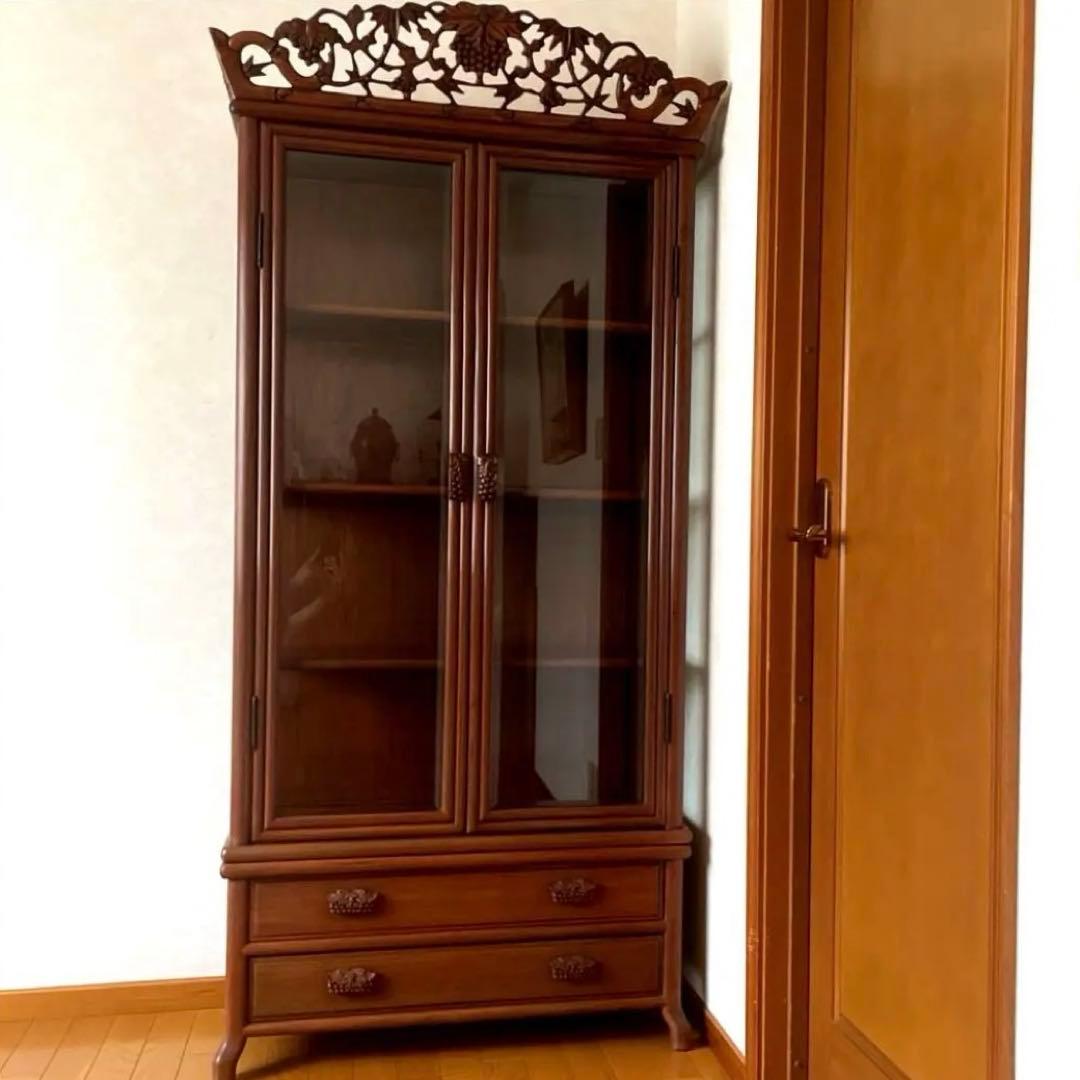 【極美品】三越購入 唐木家具 葡萄唐草透彫 飾り棚 キュリオケース