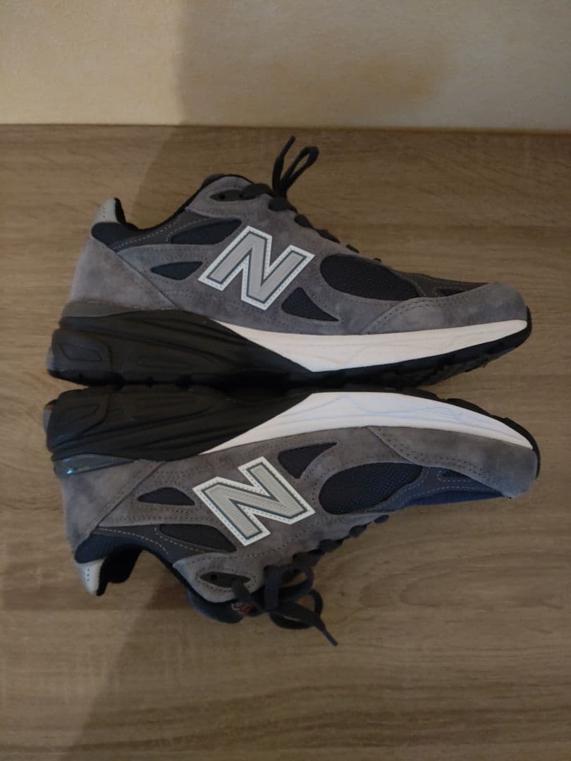 UNITED ARROWS × New Balance 990V3