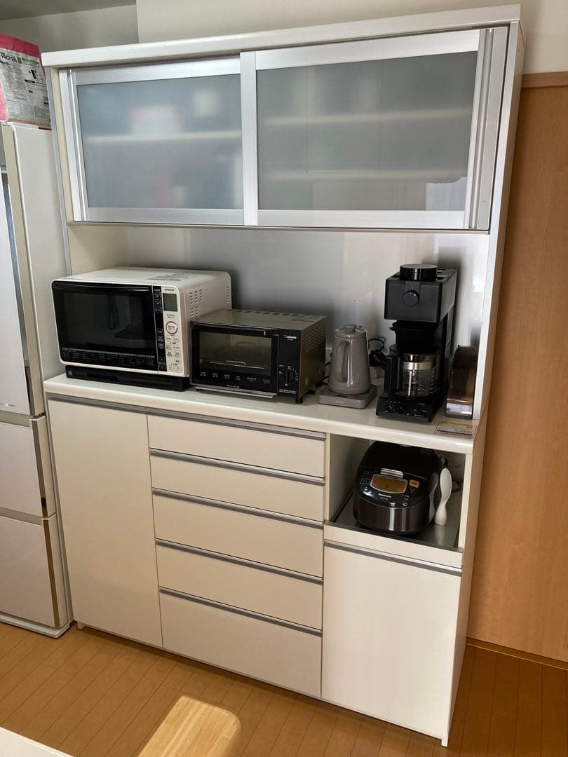 2/11までに引取り限定パモウナ•キッチンボード パールホワイトHCR1400R