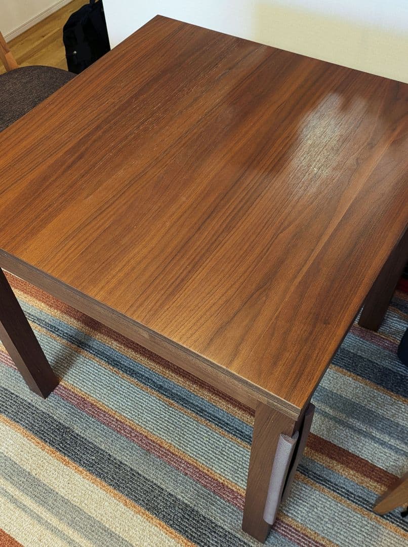 unico ダイニングテーブル vivo 伸縮式