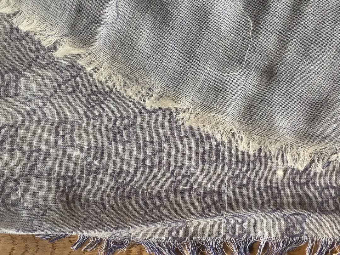 GUCCI GGロゴマフラー グレー 100%コットン　イタリア製