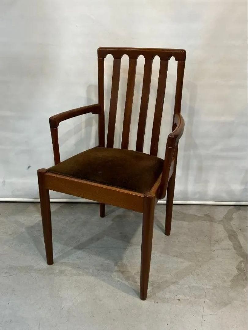 【EUR Vintage】Meredew　メレデュー　スラットバックアームチェア