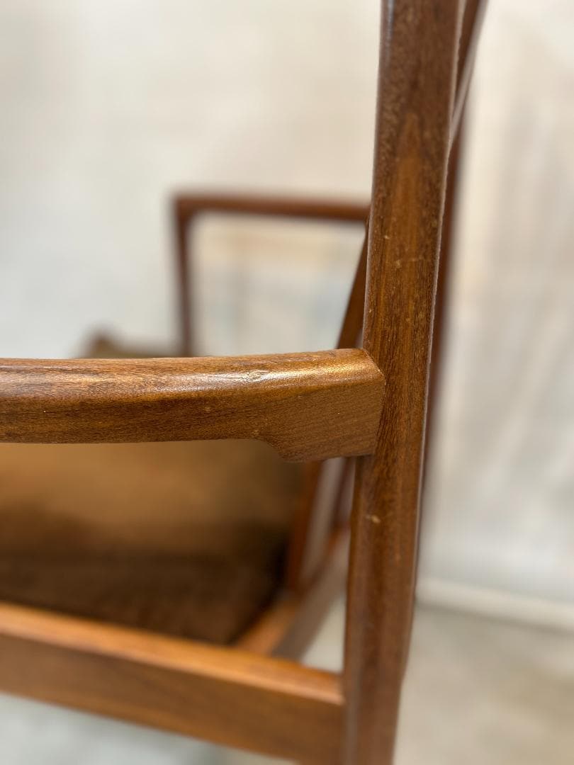 【EUR Vintage】Meredew　メレデュー　スラットバックアームチェア