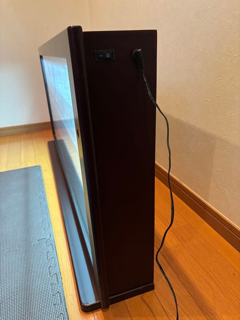 LEDライト付きコレクションケース