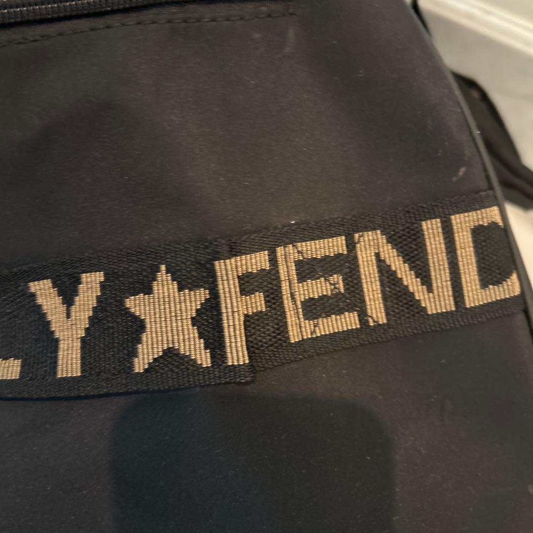 FENDI ￼キャリーケース黒ボストンバッグツーウェイ