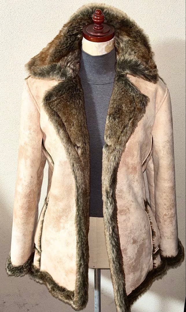 新品 近い 美品 セマンティックデザイン ファー レザー コート ジャケット M