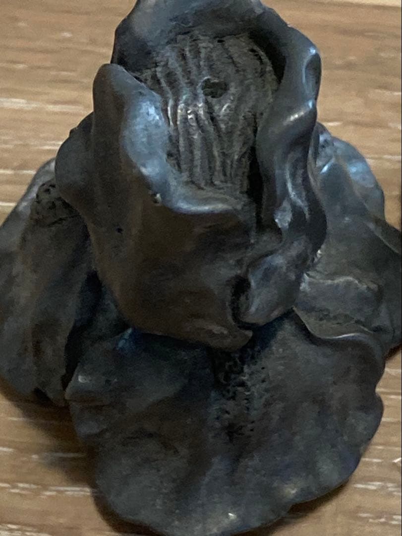 金属製 花形？　アンティーク雑貨 約185g