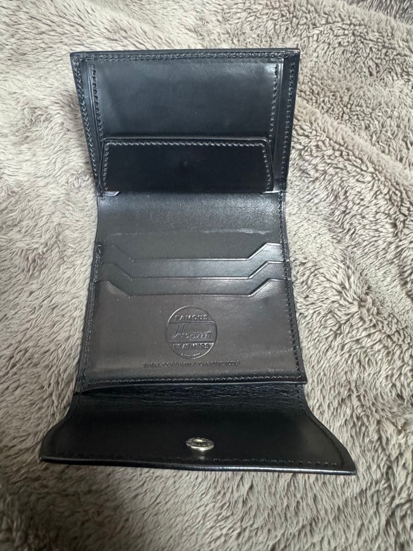 万双　ダブルホーウィン 被せ型財布　ブラック