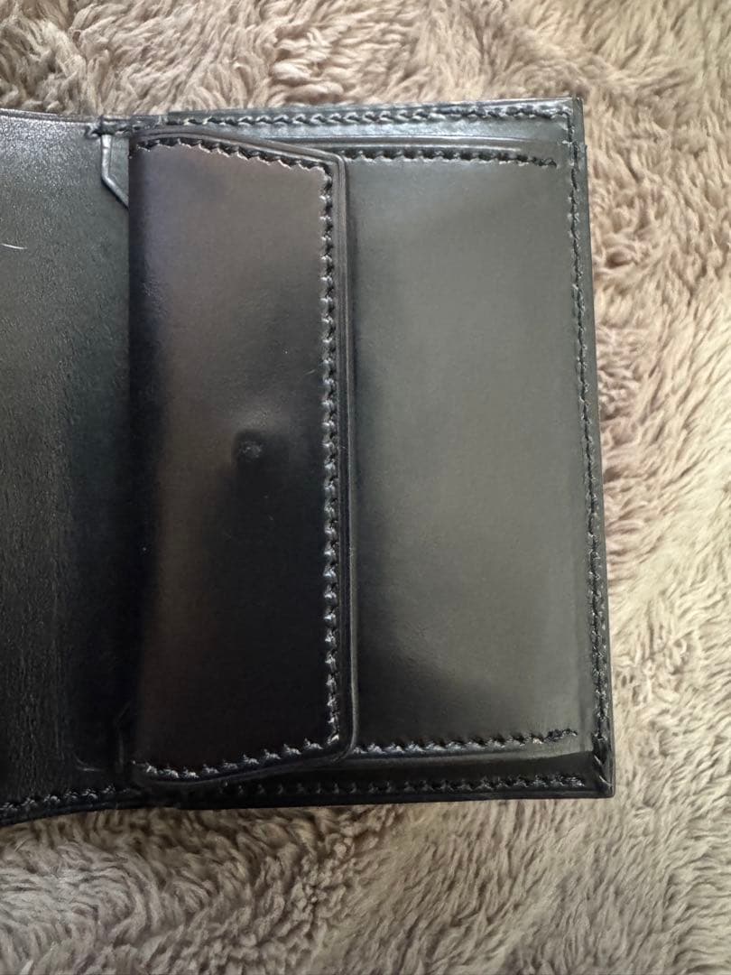 万双　ダブルホーウィン 被せ型財布　ブラック