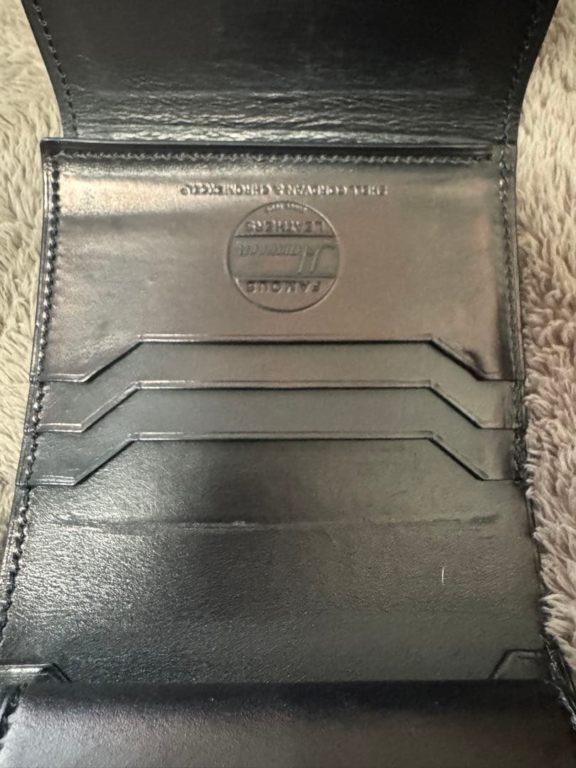 万双　ダブルホーウィン 被せ型財布　ブラック