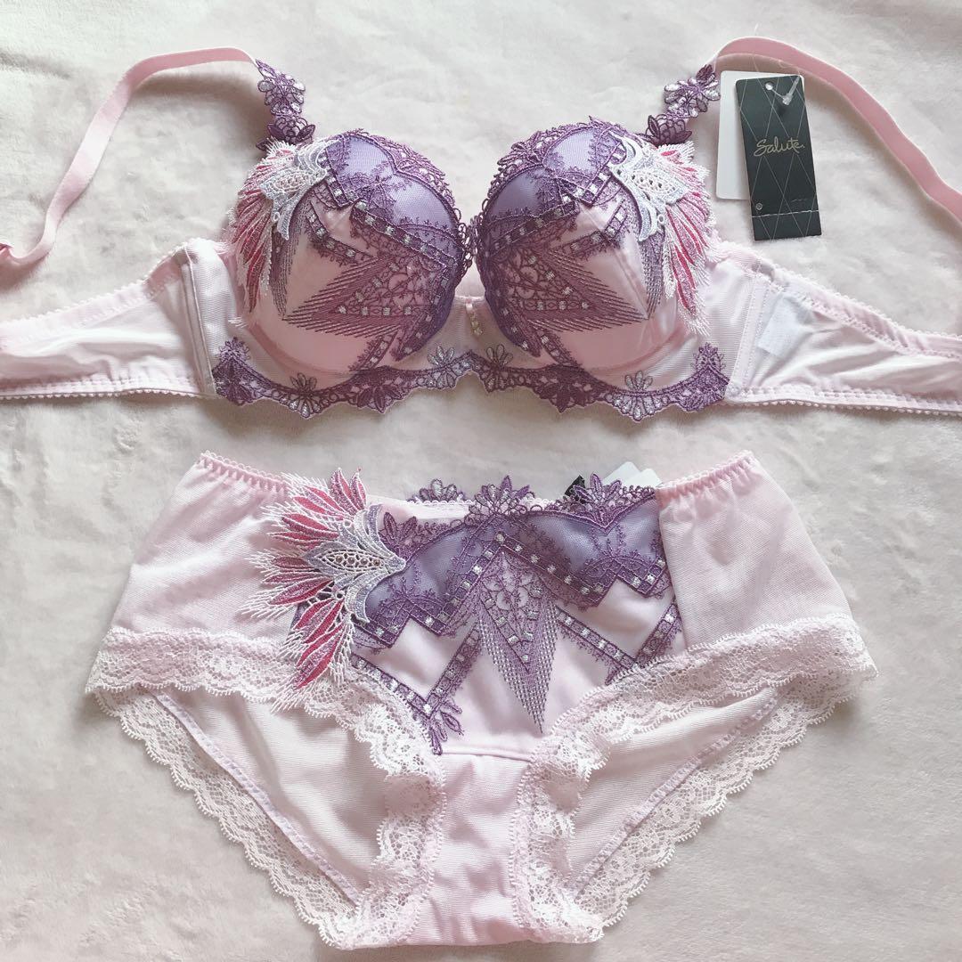 ワコール サルート 限定発売　ブラジャー　ショーツ　D75 L