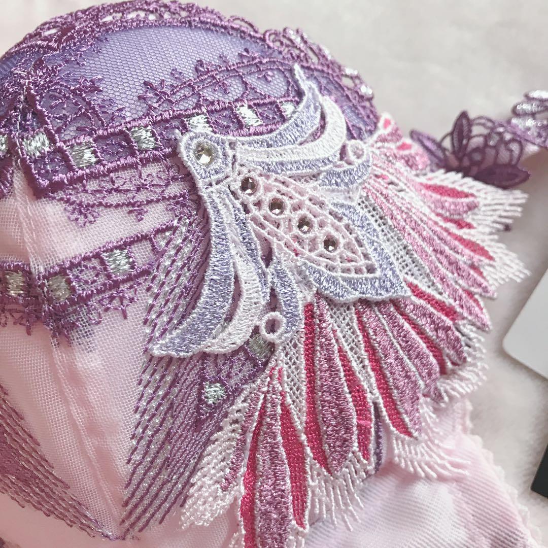 ワコール サルート 限定発売　ブラジャー　ショーツ　D75 L