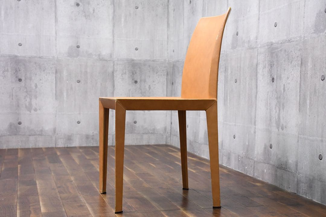 EEK126 イタリア製 ポルトローナフラウ LOLA ローラ ダイニングチェア