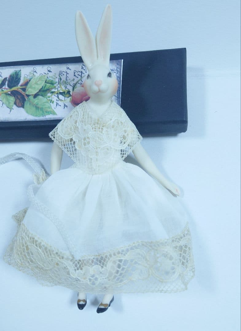 ちびくま工房　ビクトリアン兎　ビスク兎　18センチ