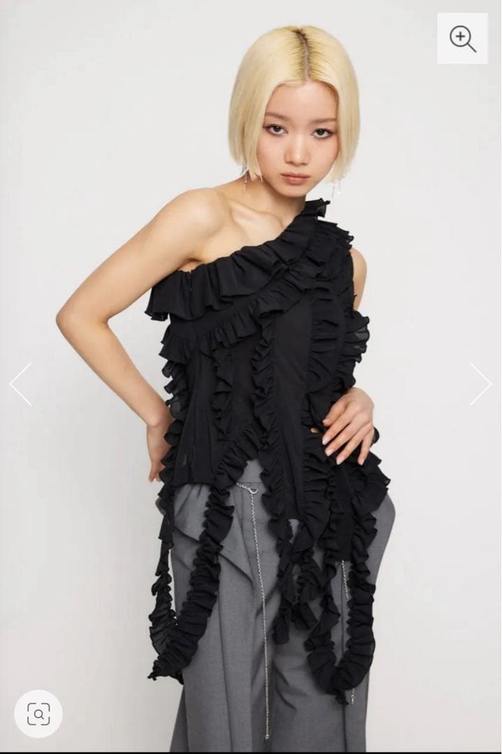 FRILL DROP トップス
