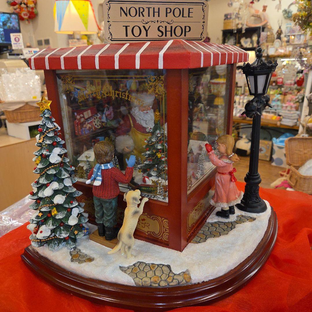 NORTH POLE TOY SHOP クリスマスディスプレイ
