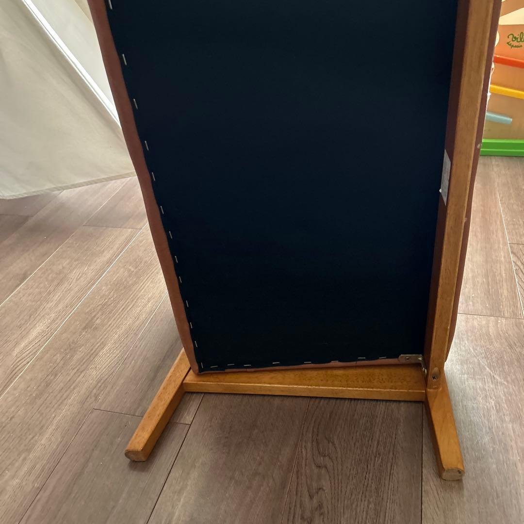 カリモク家具　キッズブラウンレザーキルティングソファ