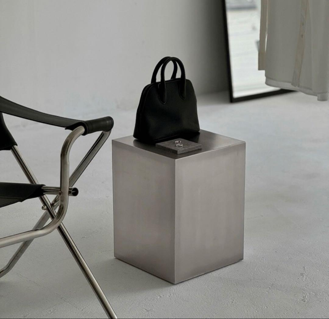 ステンレス スクエア サイドテーブル スツール　モダン　シンプル　アート