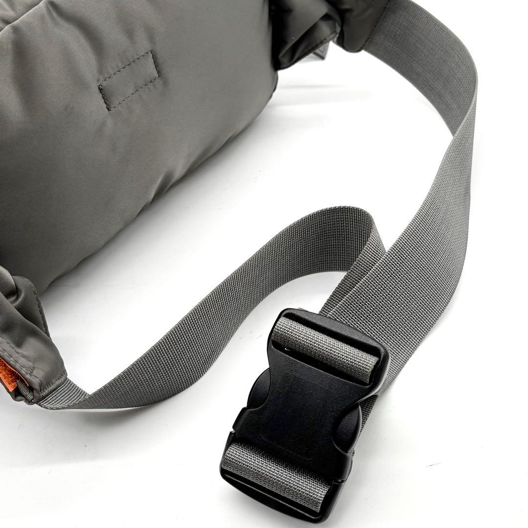 【極美品】ポーター タンカー 2way ボディバッグ ナイロン シルバーグレー
