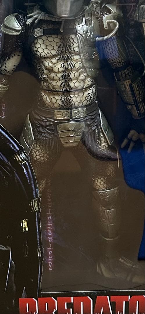 ネカジャングルハンタープレデターwithLEDライト1/4アクションフィギュア