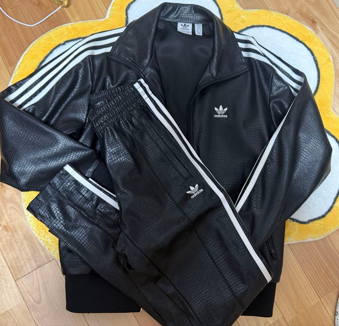 adidas ジャケットとパンツセット ‼️最終値下げ‼️