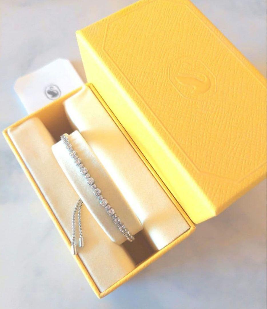 ほぼ新品 SWAROVSKI Matrix テニス ブレスレット スワロフスキー