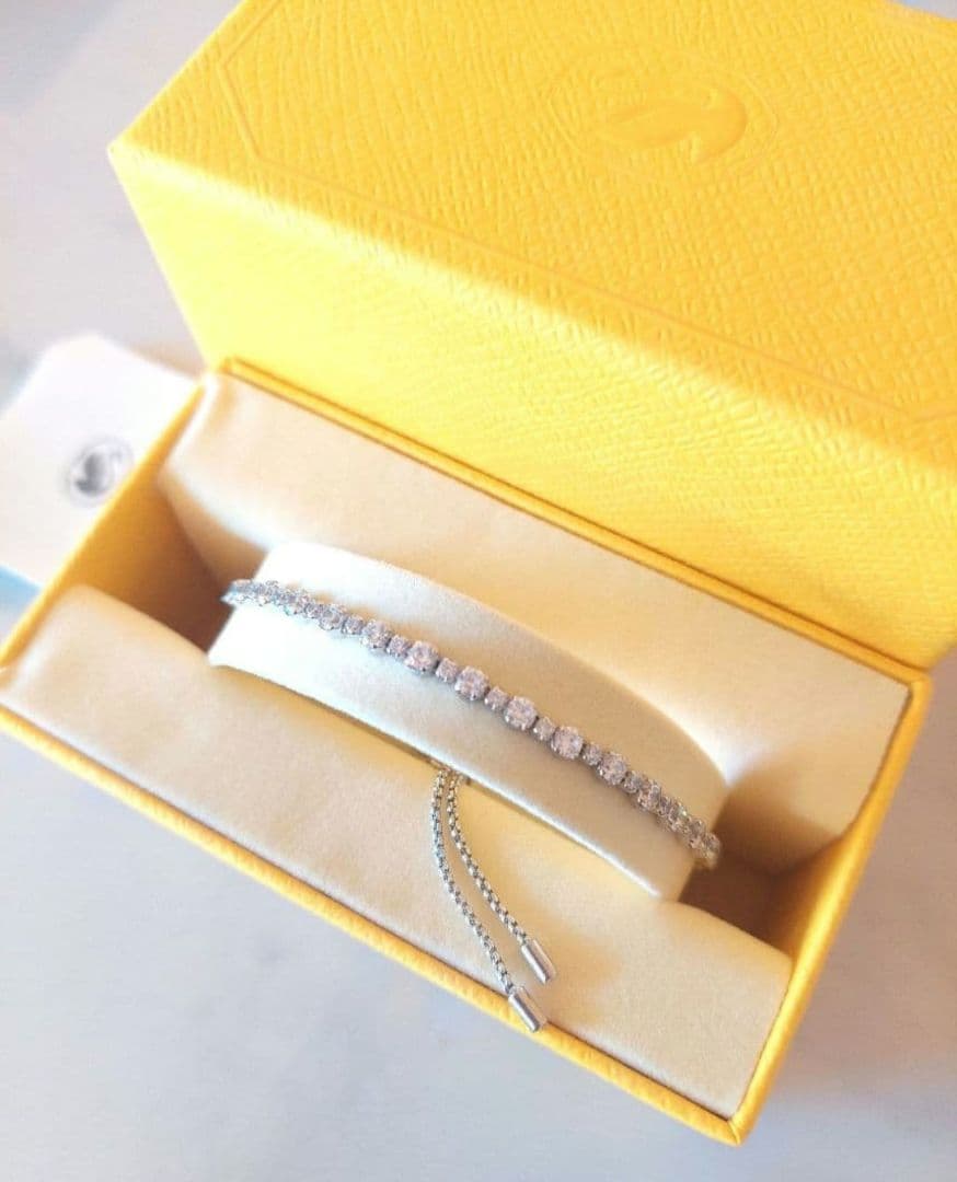 ほぼ新品 SWAROVSKI Matrix テニス ブレスレット スワロフスキー