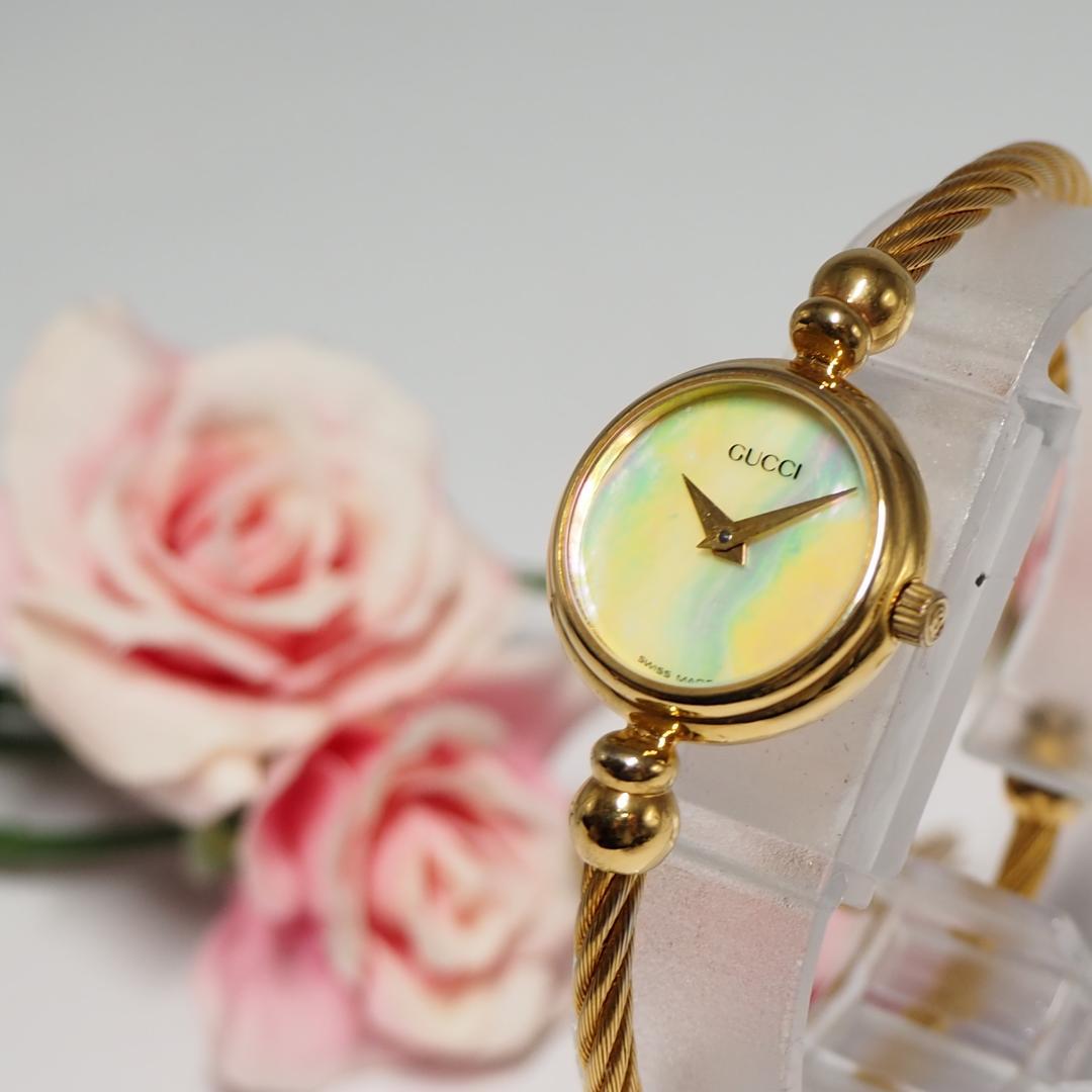 美品 グッチ GUCCI バングルウォッチ 2700L シェル 腕時計 H457